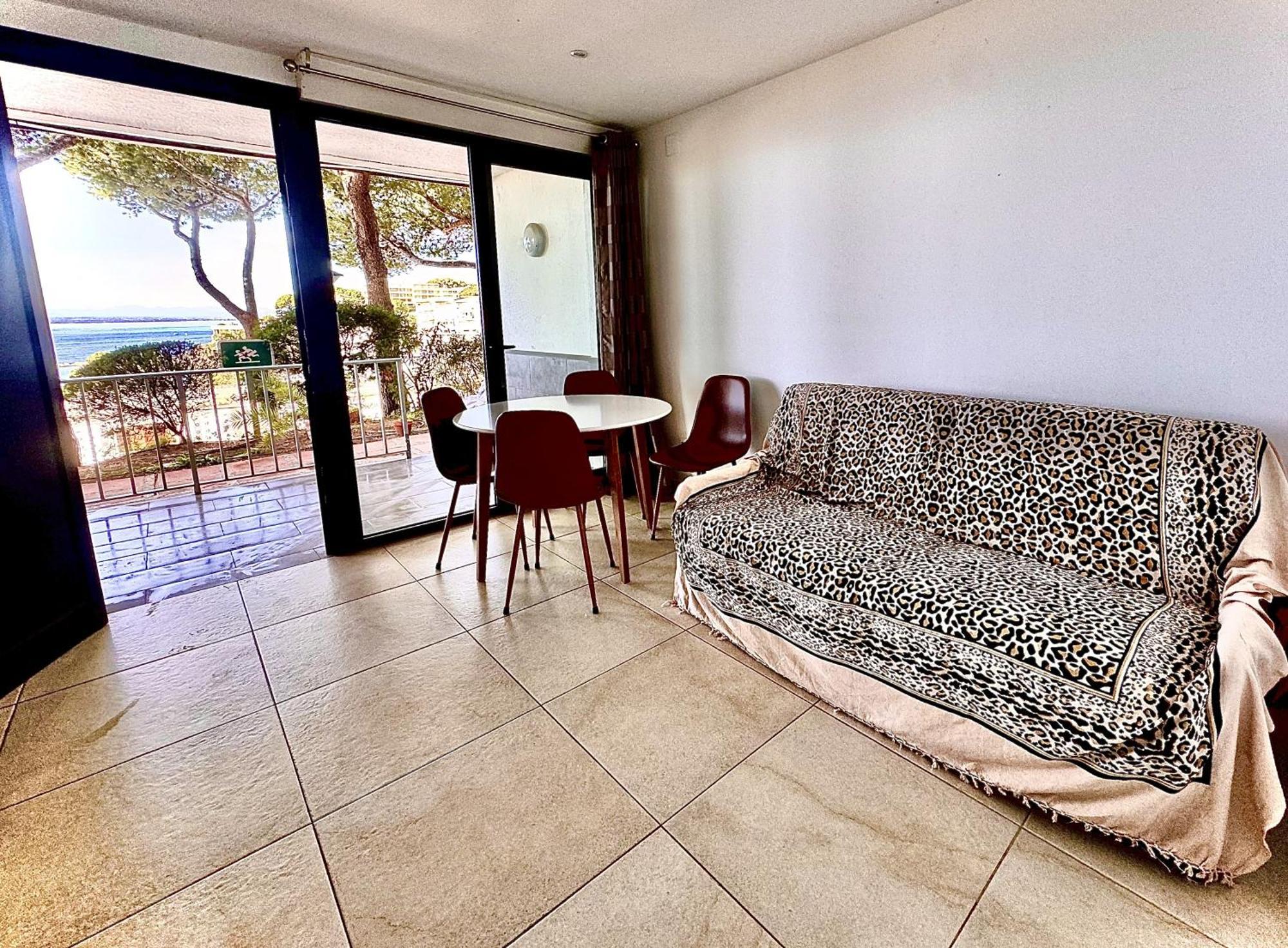 Bernie Apartament *